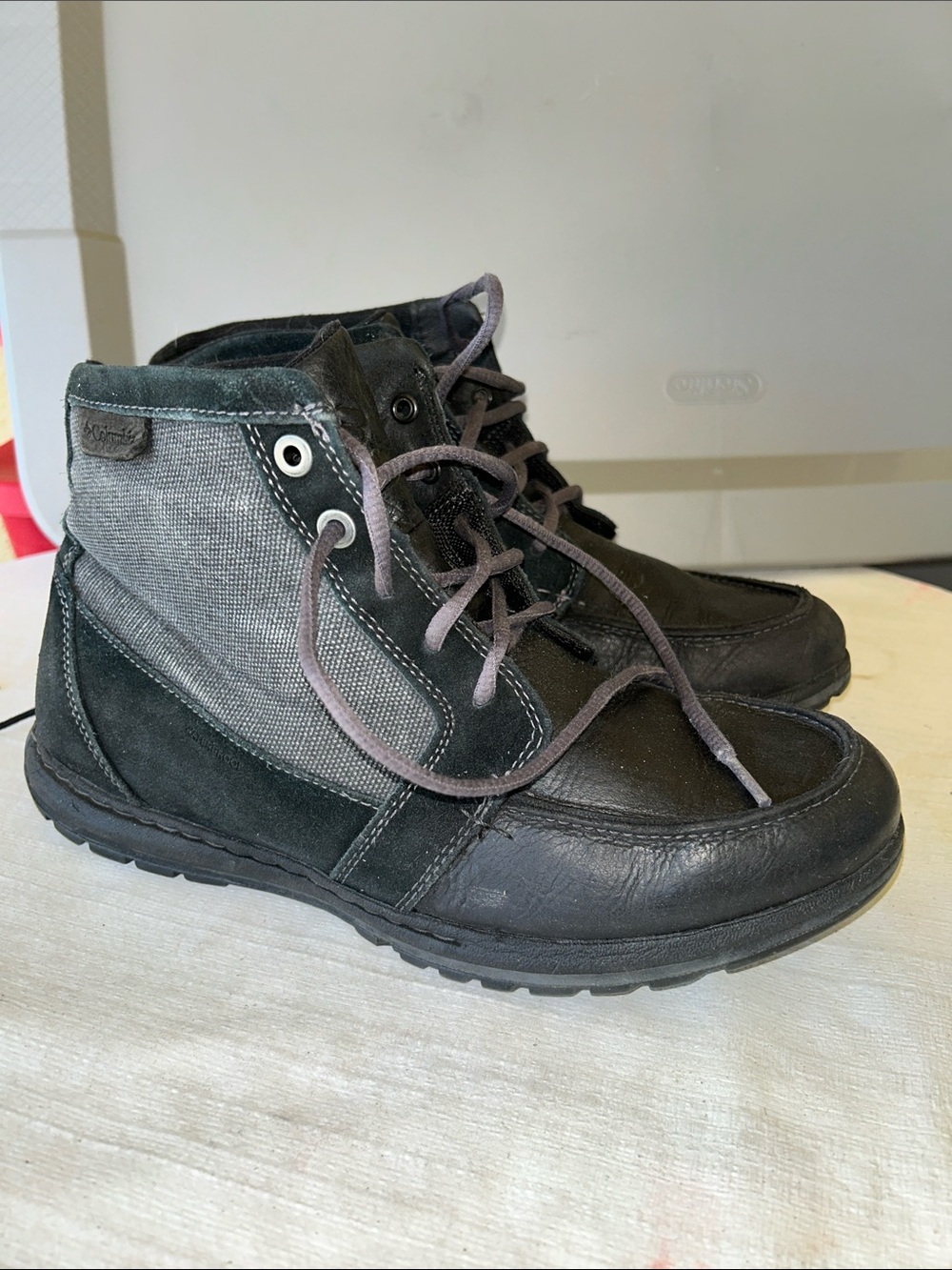 Columbia Men's Black & Gray Casual Lace-Up Ankle Boots